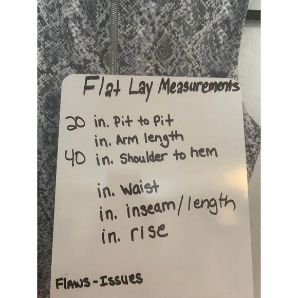 Calvin Klein Suede Sheath Dress Snake Print Gray/White Mob Wife Lined Size 14 - Picture 7 of 9